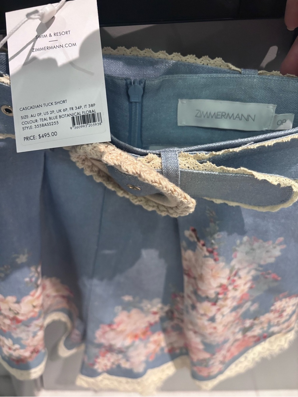 AUTH WOMEN’S ZIMMERMANN CASCADIAN TUCK SHORTS IN BLUE BOTANICAL FLORAL - SZ 0P - Picture 10 of 11